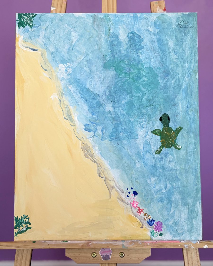 Turtle in the sea by Elsie